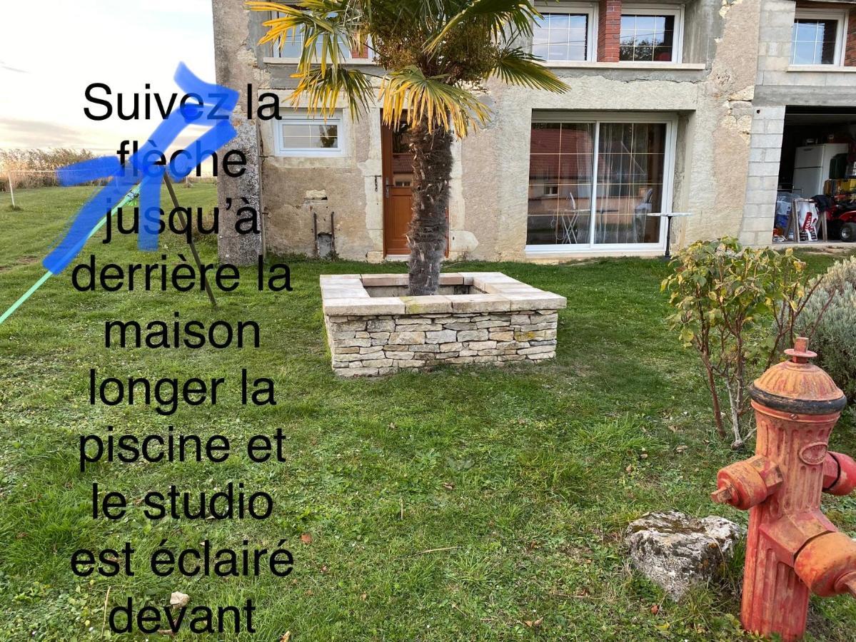 Complexe Familial Villa Charmes  Luaran gambar
