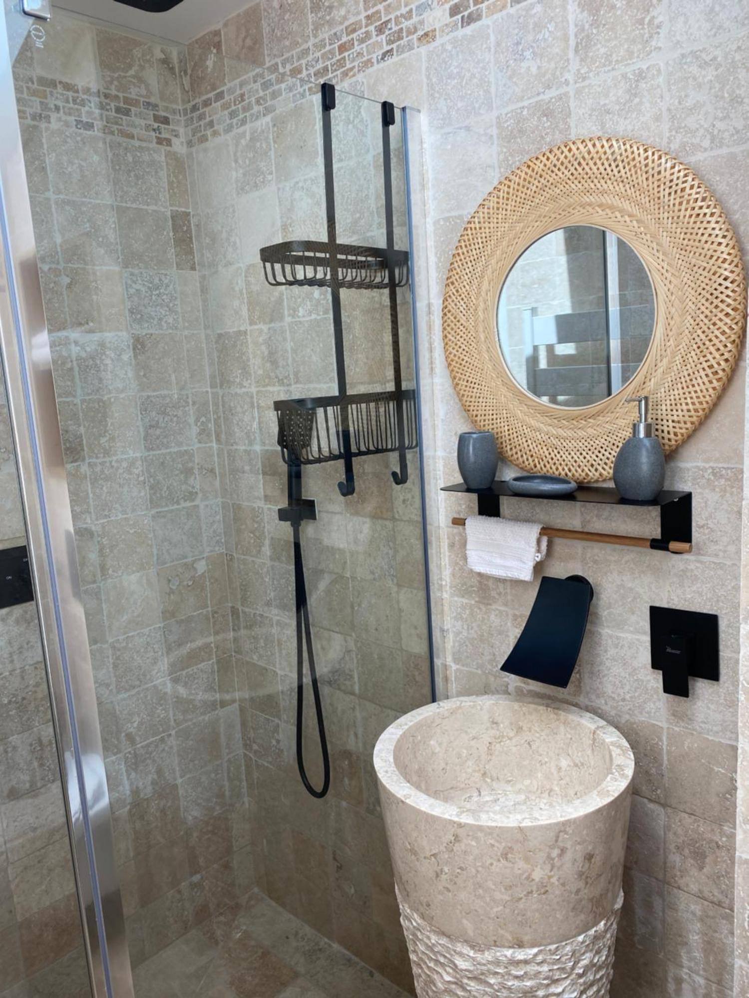 Complexe Familial Villa Charmes  Luaran gambar