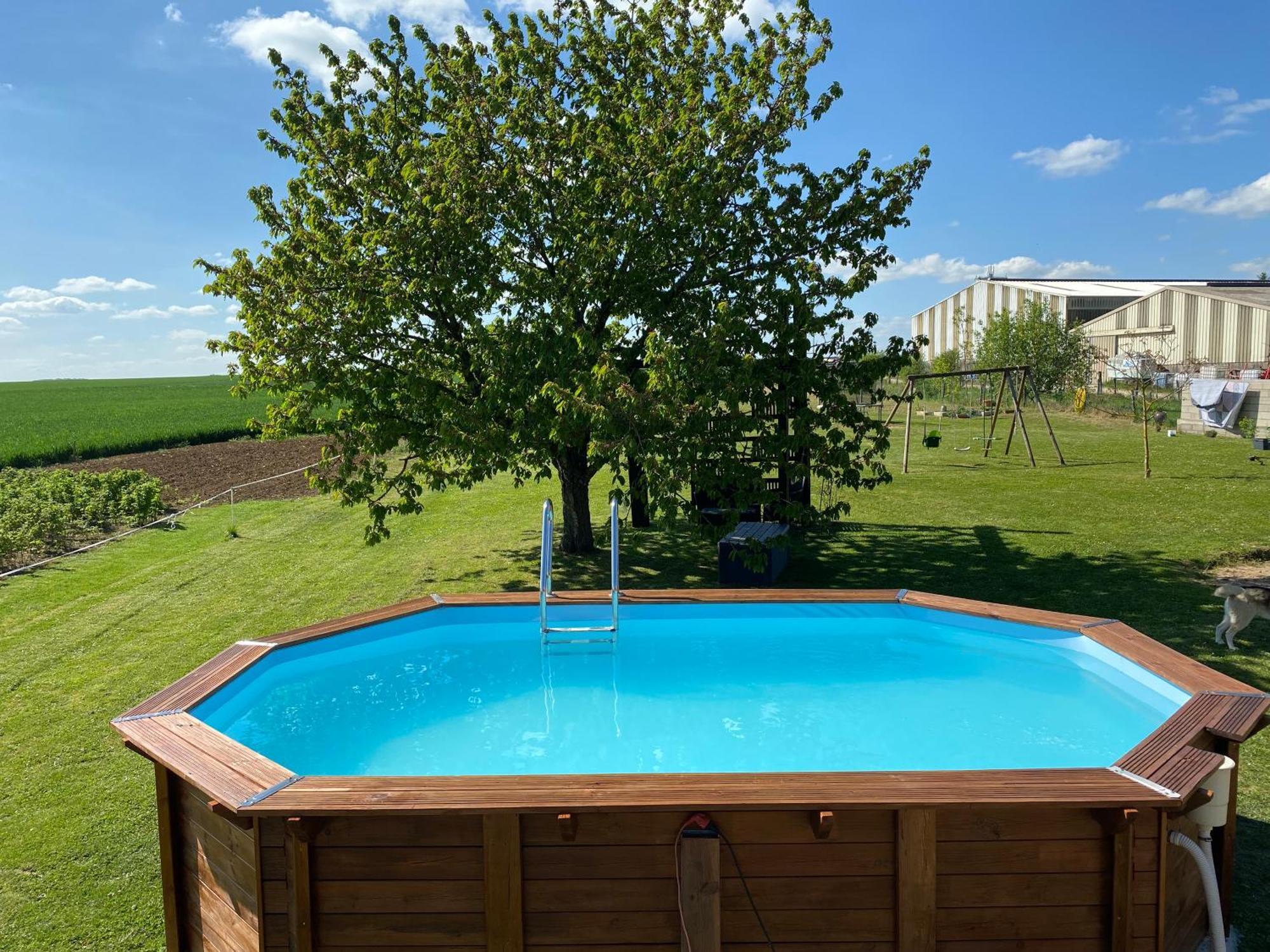 Complexe Familial Villa Charmes  Luaran gambar
